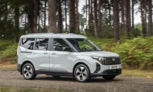 Ford Tourneo Courier, un veicolo versatile per ogni avventura, con diverse ford tourneo courier motorizzazioni per ogni esigenza.