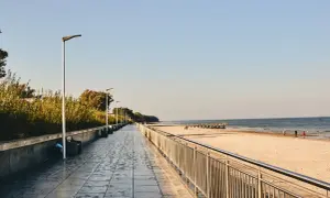 Najlepsze atrakcje na promenadzie w Sarbinowie, które musisz zobaczyć