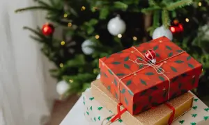 Kiedy wręcza się prezenty w Polsce? Wigilia i regionalne sekrety.