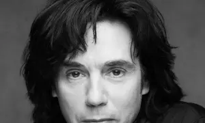 Jean-Michel Jarre: Jak zdefiniował elektronikę i podbił Polskę?