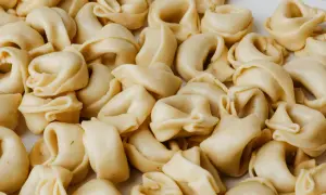 Tortellini jakie kupić: wybierz najlepsze smaki i marki dla siebie