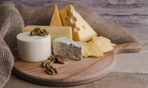 Jaki ser na diecie? Wybieraj mądrze i chudnij bez wyrzeczeń!
