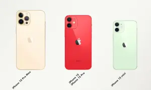 Trois iPhones côte à côte : un doré (Pro Max), un rouge (12/12 Pro) et un vert pâle (mini). La différence iPhone 12 est visible dans leurs tailles et appareils photo.