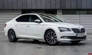 Skoda Superb: Pojemność baku (III, IV) ile litrów na trasę?
