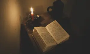 Motyw pana i sługi w literaturze: analiza relacji i ich znaczenie