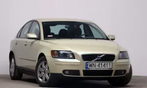 Volvo S40: Jaka jest pojemność baku? Sprawdź dane!