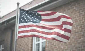 Jak wygląda flaga USA? Symbolika, historia i ciekawostki