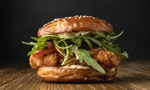 Burger au poulet maison: la recette juteuse et croustillante parfaite