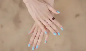 Czym jest manicure OPI? Odkryj jego zalety i unikalne cechy