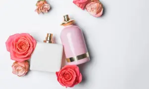 Różnica między perfumami a wodą toaletową - poznaj kluczowe aspekty