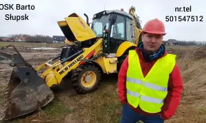 Operator koparko-ładowarki na koparce? Poznaj zasady i limity!