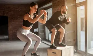 Ile kalorii spala się podczas CrossFit? Sprawdź efekty treningu
