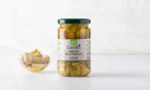 Carciofi sott'olio alla pugliese, un assaggio di Puglia in un vasetto.