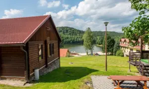 Domek nad jeziorem Dolny Śląsk: Twój przewodnik po rajskich zakątkach