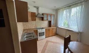 Ile kosztuje mieszkanie w bloku na wsi? Ceny, które zaskoczą