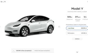 Biały Tesla Model Y Long Range, którego cena to 299.990 zł, z zasięgiem 505 km.