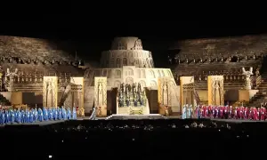 Ile trwa opera Nabucco? Czas trwania i co warto wiedzieć