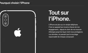 Le dos d'un iPhone blanc avec le logo Apple et un texte expliquant pourquoi choisir l'iPhone.