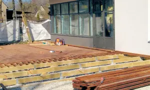 Jak skutecznie mocować legary do betonu, aby uniknąć problemów?