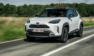Toyota Yaris Cross: Czy warto kupić? Zalety i wady modelu