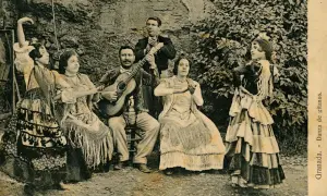 Un grupo de músicos y bailarinas gitanas en un ambiente rústico, listos para un zambra baile.