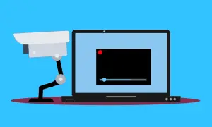 Kamera monitorująca przesyła obraz wideo przez protokół **rtsp** do laptopa, gdzie jest odtwarzany.