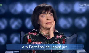 Sława Przybylska wspomina miłość w Portofino, a na ekranie pojawia się tekst "A w Portofino jest jesień już".