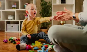 Zaburzenia sensoryczne u dzieci: Rozpoznaj i pomóż swojemu dziecku!