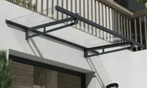 Balkon w bloku: zacienienie bez wiercenia i zgody spółdzielni?