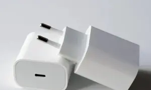 Jaka ładowarka do iPhone 12 zapewni szybkie ładowanie bez problemów?