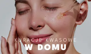 Delikatna aplikacja serum na policzek, zapowiadająca domowe kuracje kwasowe.