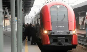 Arriva Gdańsk: Pociągi czy autobusy? Jak znaleźć odjazd?