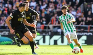 ¿Entrena el Betis hoy? Horario oficial y dónde consultar al minuto