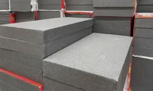 Jaki styropian na ogrodzenie: wybierz najlepszy materiał do płotu