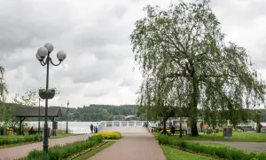 Atrakcje na deszcz w Mrągowie – sprawdź, co robić w złej pogodzie