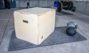 Jak zbudować skrzynię do crossfitu DIY? Poradnik krok po kroku