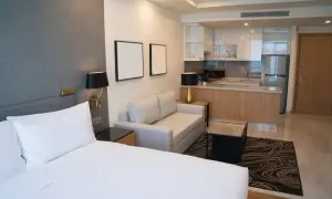 Czym się różni aparthotel od hotelu? Kluczowe różnice, które warto znać