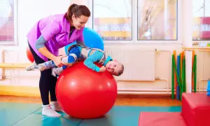 Jak zdobyć certyfikat terapeuty integracji sensorycznej i rozwijać karierę