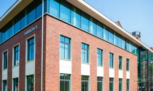 Uniwersytet Ekonomiczny w Krakowie Rakowicka – lokalizacja i oferta studiów