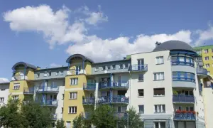 Czy spółdzielnia mieszkaniowa jest przedsiębiorcą? Zrozumienie statusu prawnego