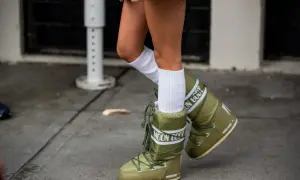 Moon Boot: Jak nosić modnie? Stylizacje, proporcje i błędy!