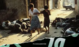 Två kvinnor går förbi döda kroppar på en gata, en påminnelse om massakern i Sabra och Shatila.