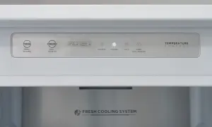 Panel sterowania lodówką z opcjami temperatury: "COLDEST", "COLDER", "COLD", "SUPER COOL/FREEZER". Wskazuje, jaka temperatura powinna być w zamrażarce.