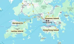 Mapa **Hong Kong** z zaznaczonym lotniskiem (Aeropuerto) i wyspami Lantau oraz Kowloon.