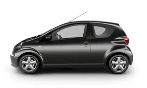 Jaki olej do Toyoty Aygo 1.0 benzyna? Uniknij kosztownych błędów