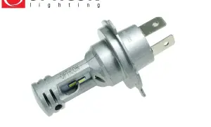 Srebrna żarówka LED Opticon, idealna do świateł mijania Toyota Yaris.