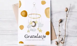 Kartka z życzeniami "Gratulacje z okazji narodzin maluszka" z mobilem dla dziecka.