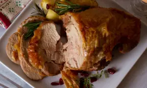 Pieczony udziec z indyka: zawsze soczysty i aromatyczny!