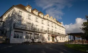 Hotel Best Western Île-de-France: Komfort i atrakcje dla gości
