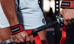 Calistenia guantes: pros y contras que debes conocer para entrenar mejor